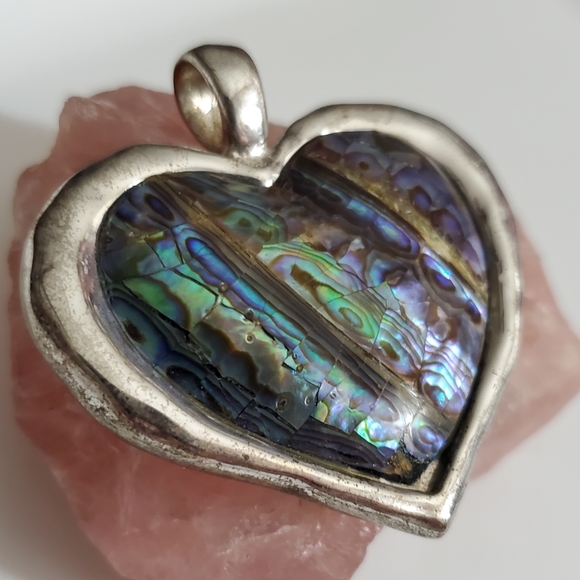Vintage 90's abalone heart necklace pendant Valentine’s Day shell - Picture 5 of 8